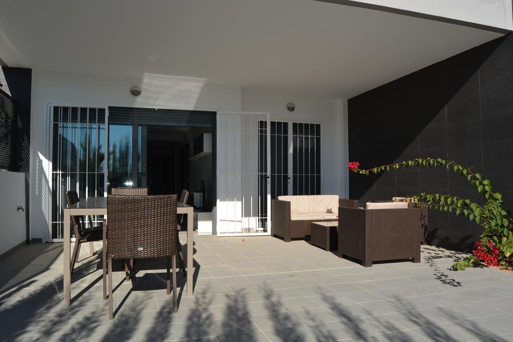 Romero Apartments-อาเรนาเลส เดล ซอล ภายนอก รูปภาพ